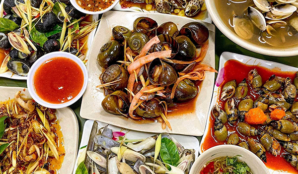 oc Vietnames Snails